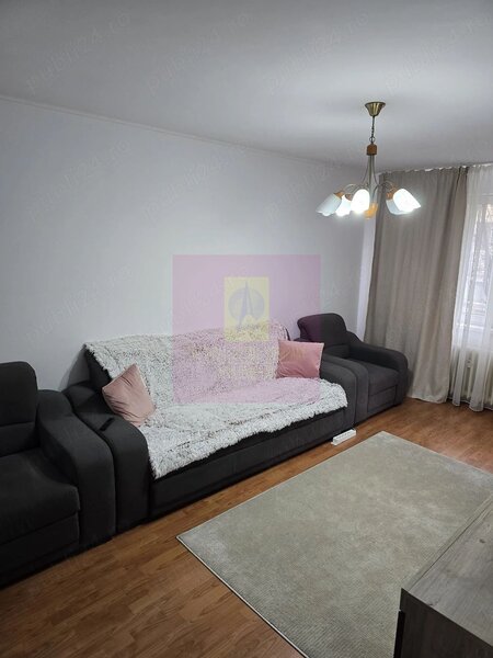 Apartament 3 camere , decomandat , Aparatorii Patriei