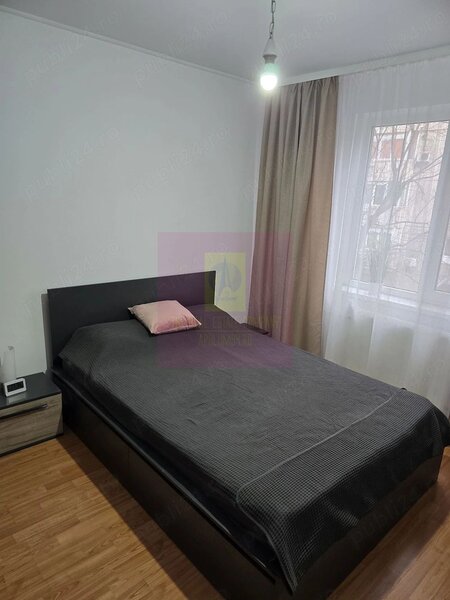 Apartament 3 camere , decomandat , Aparatorii Patriei