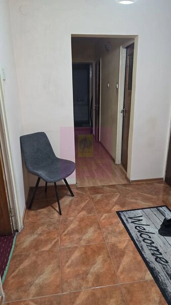 Apartament 3 camere , decomandat , Aparatorii Patriei